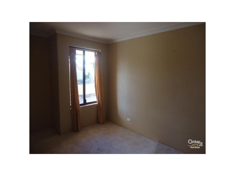 27 Hartland Way, Warnbro WA 6169