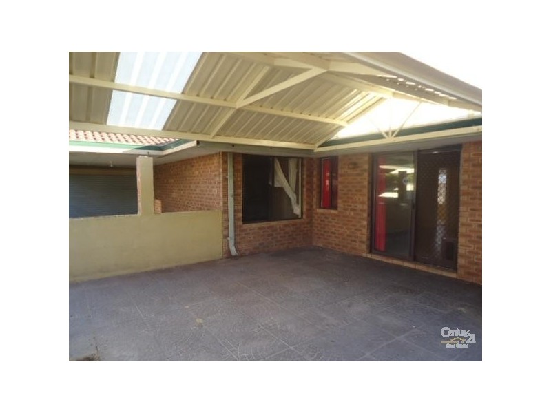 27 Hartland Way, Warnbro WA 6169