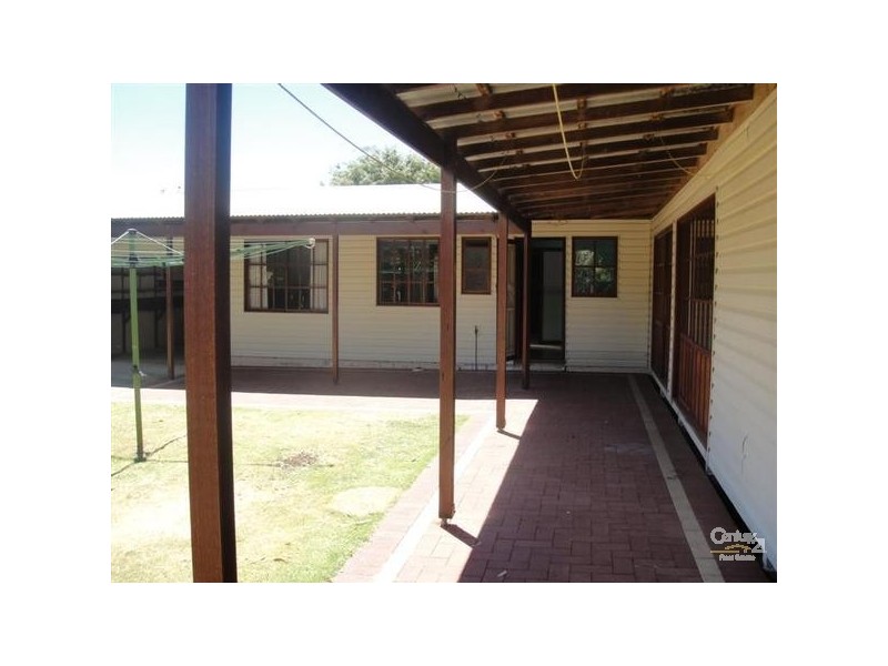 551 Safety Bay Road, Waikiki WA 6169