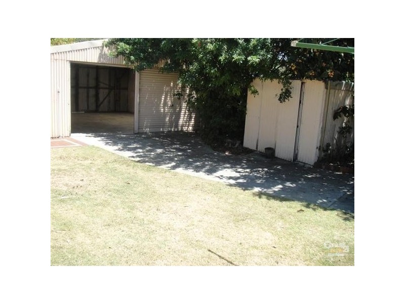 551 Safety Bay Road, Waikiki WA 6169