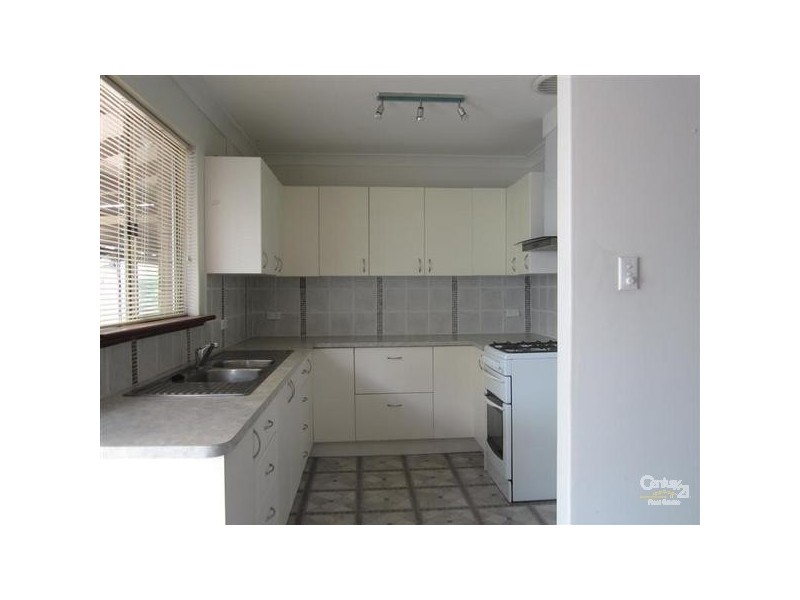 20 Cambridge Crescent, Cooloongup WA 6168