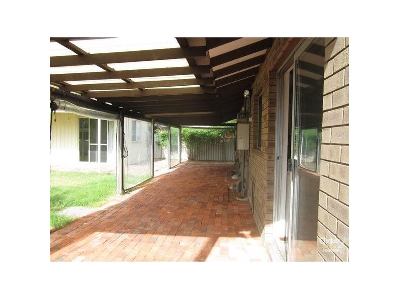 20 Cambridge Crescent, Cooloongup WA 6168