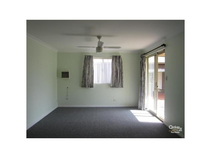 20 Cambridge Crescent, Cooloongup WA 6168