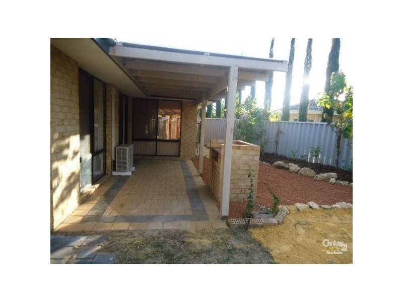 13 Galway Gardens, Warnbro WA 6169