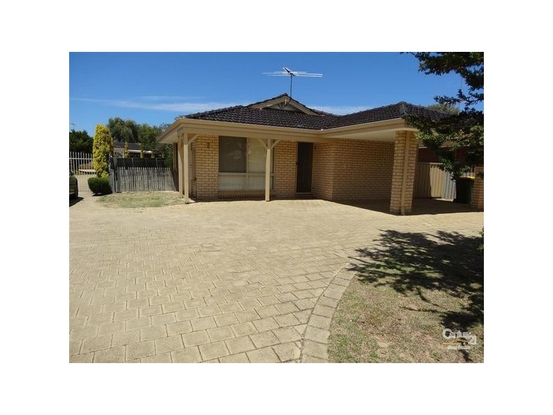 2/63 Saw Avenue, Rockingham WA 6168