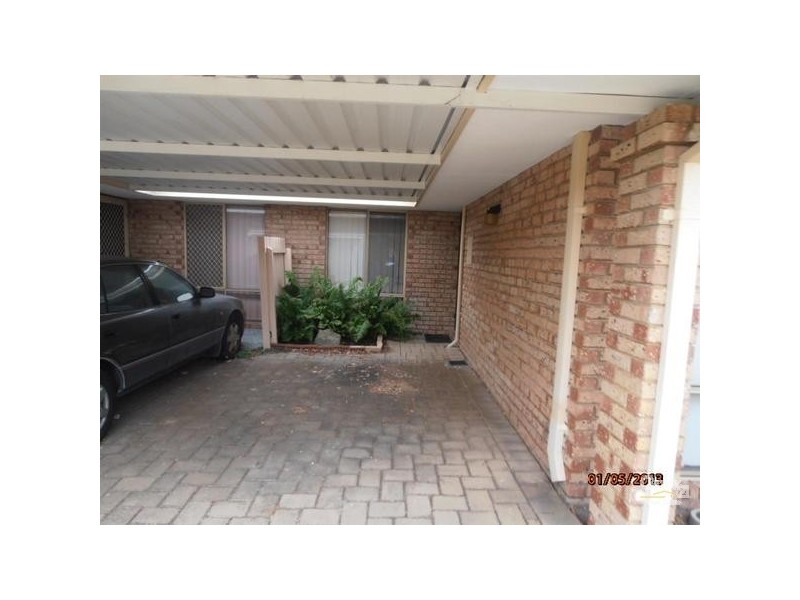 17/8 Merope Close, Rockingham WA 6168