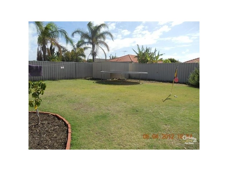 33 St Ettienne Gardens, Port Kennedy WA 6172