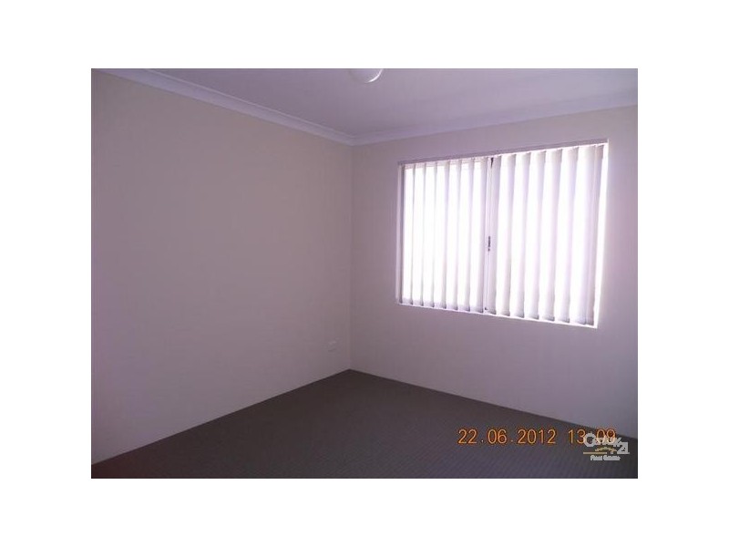 16 Hayeswater Circuit, Waikiki WA 6169