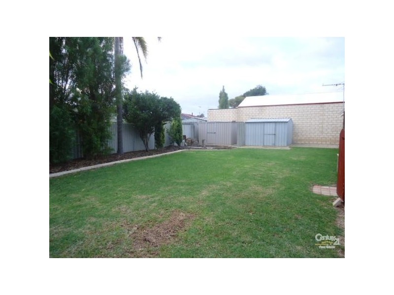 1 Ballard Court, Cooloongup WA 6168