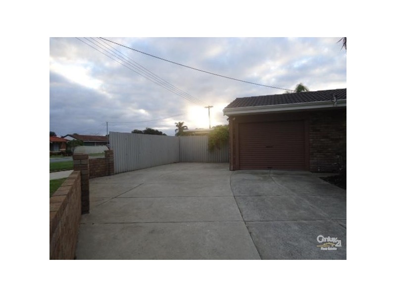 1 Ballard Court, Cooloongup WA 6168