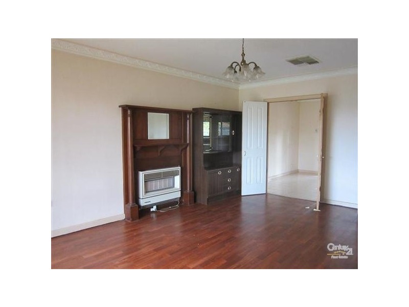 6 Farris Street, Rockingham WA 6168