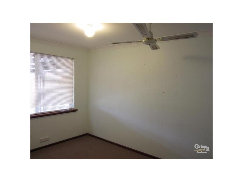 20 Cambridge Crescent, Cooloongup WA 6168