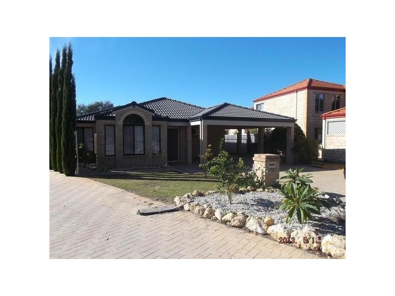 13 Galway Gardens, Warnbro WA 6169
