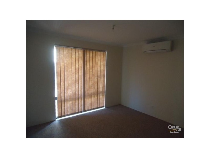 13 Galway Gardens, Warnbro WA 6169