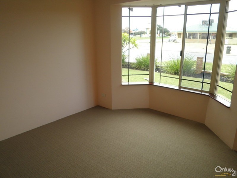 185 Currie Street, Warnbro WA 6169