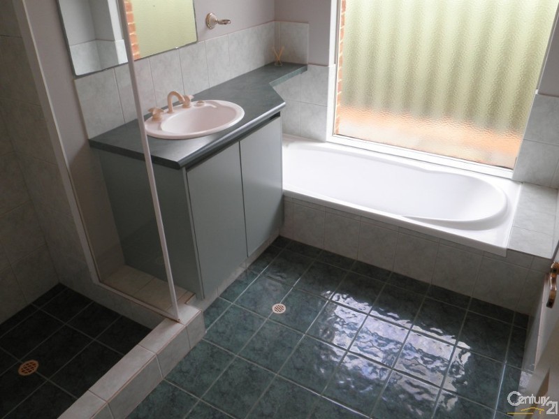 185 Currie Street, Warnbro WA 6169