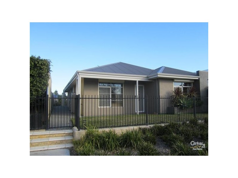 4 Seaford Lane, Secret Harbour WA 6173