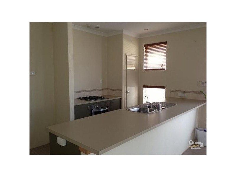 4 Seaford Lane, Secret Harbour WA 6173