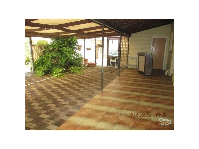 47 Smythe Street, Rockingham WA 6168