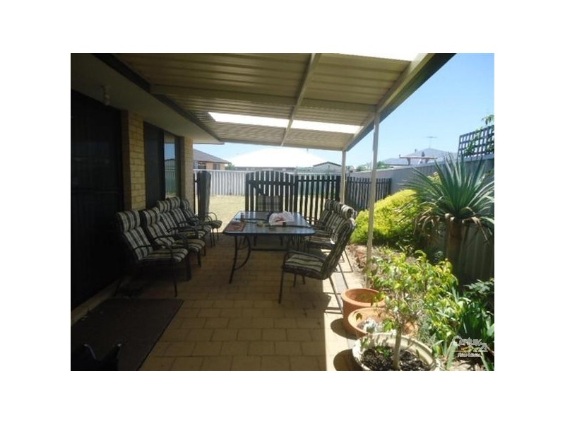 42 Tryall Avenue, Port Kennedy WA 6172