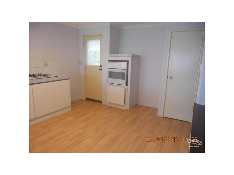 10 McNicholl Street, Rockingham WA 6168