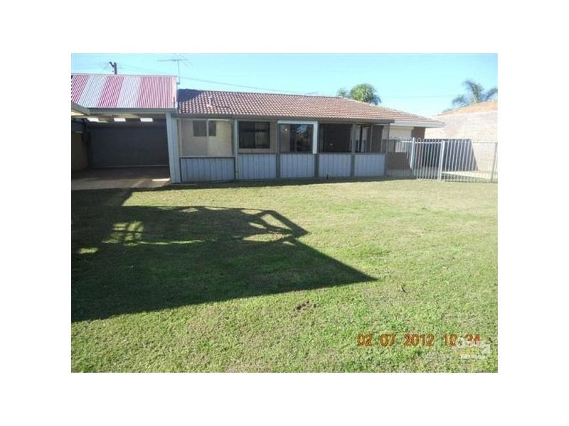 6 Voyager Court, Cooloongup WA 6168
