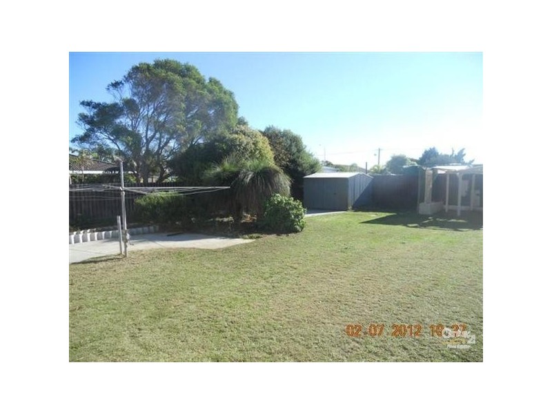6 Voyager Court, Cooloongup WA 6168