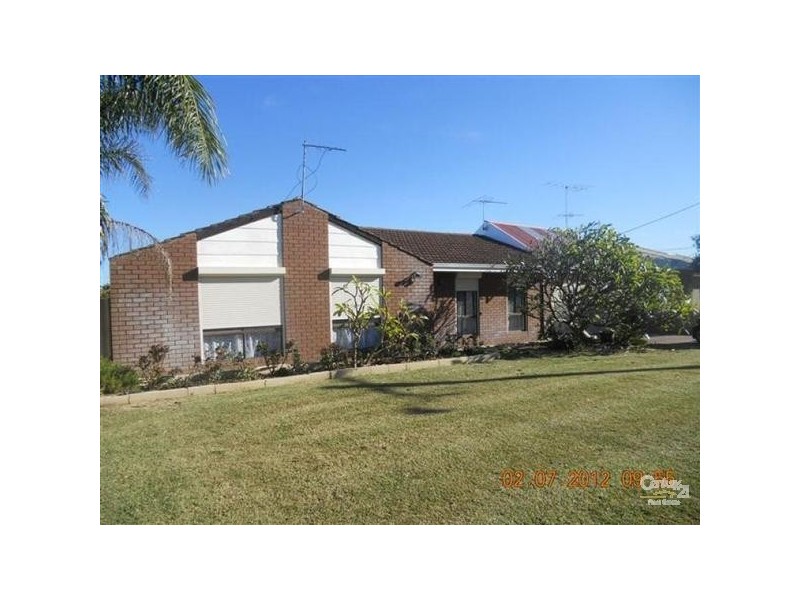 6 Voyager Court, Cooloongup WA 6168