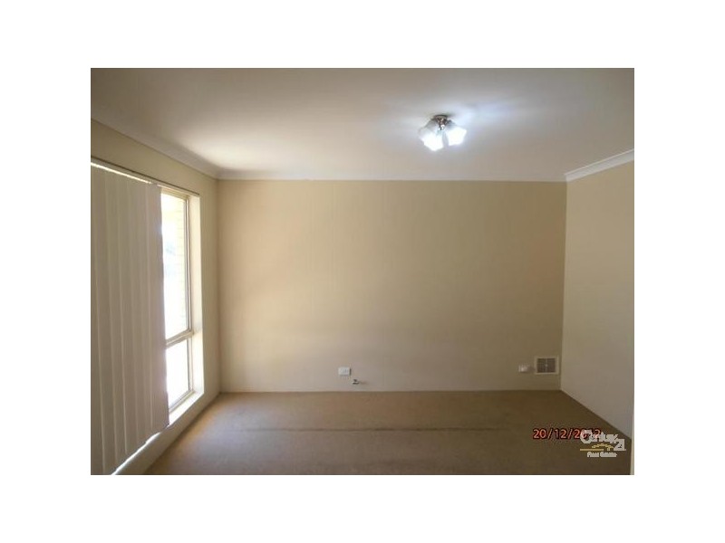2/63 Saw Avenue, Rockingham WA 6168