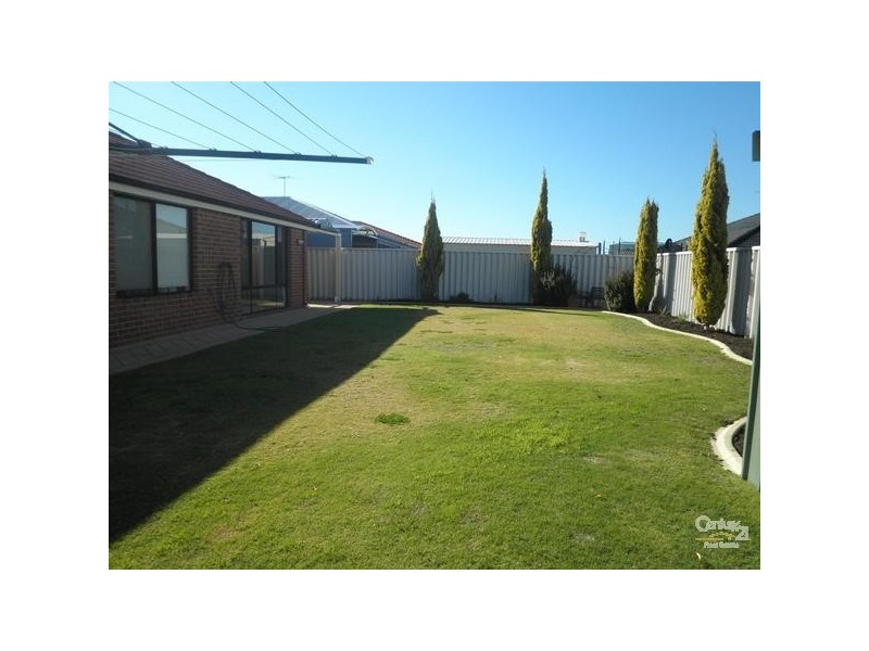 116 San Sebastian Boulevard, Port Kennedy WA 6172