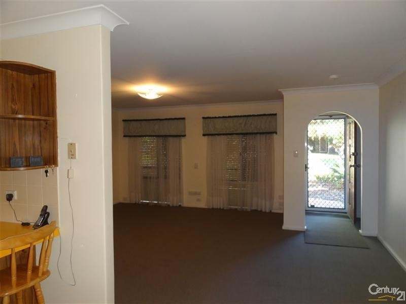 10 Kullaroo Court, Hillman WA 6168