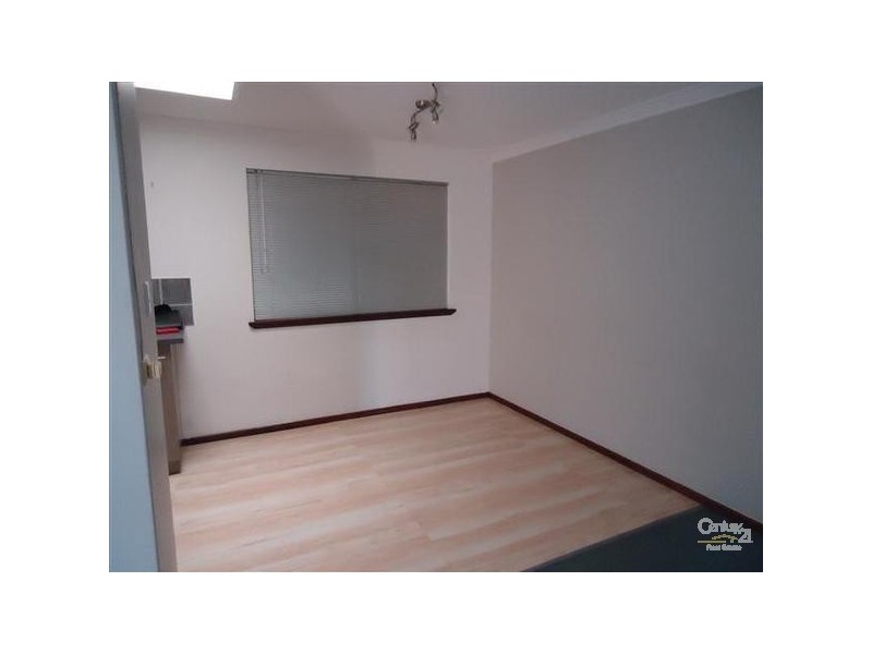 25 Orion Street, Rockingham WA 6168