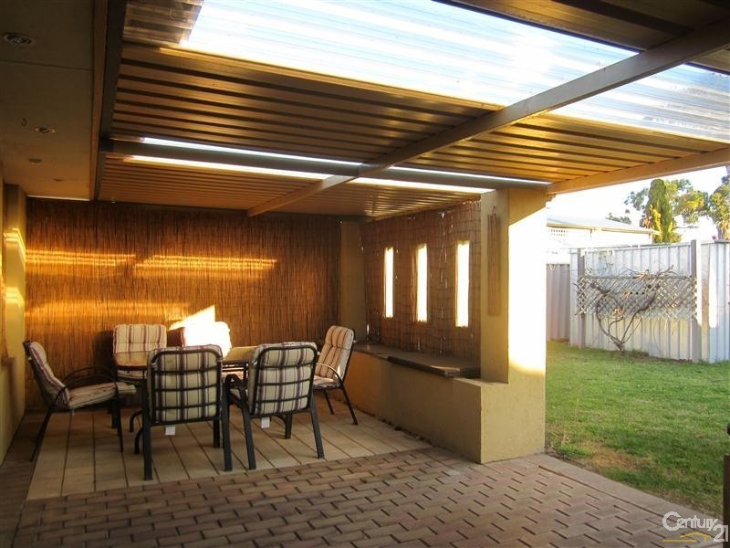 3 Duncraig Court, Cooloongup WA 6168