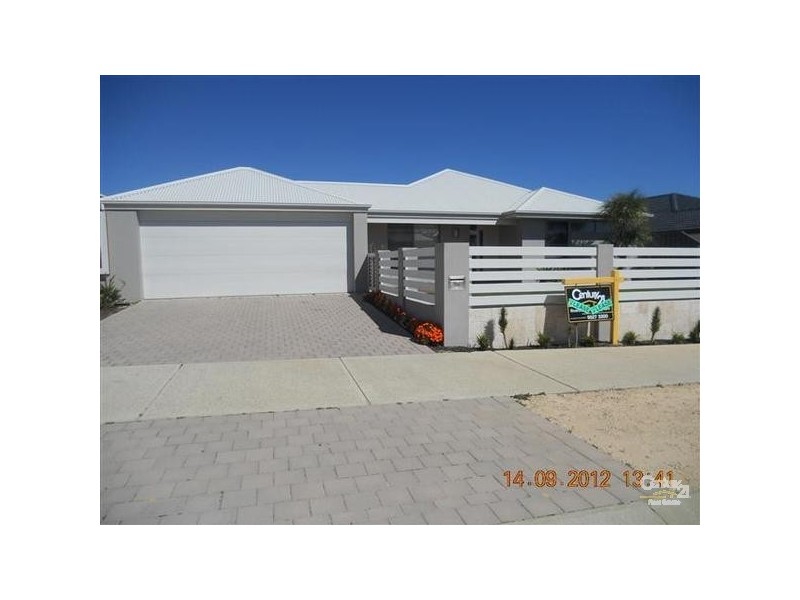 24 Salton Street, Secret Harbour WA 6173