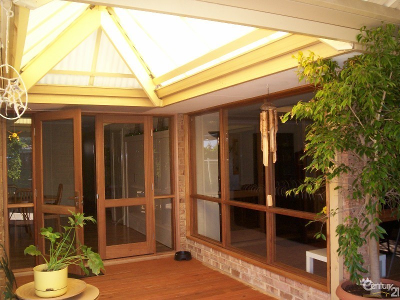 1 Mizzen Court, Waikiki WA 6169