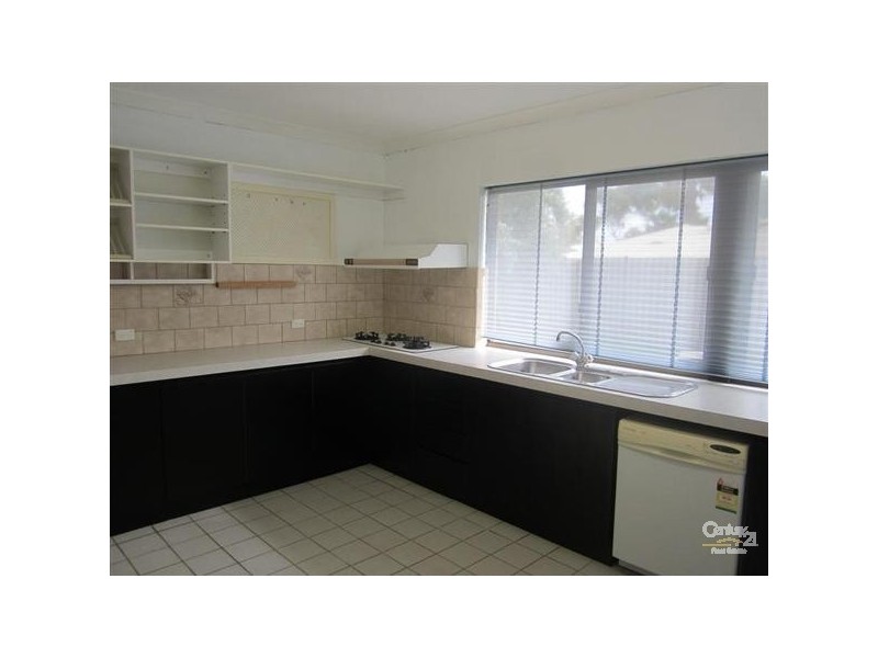 11 Costa Brava Place, Safety Bay WA 6169