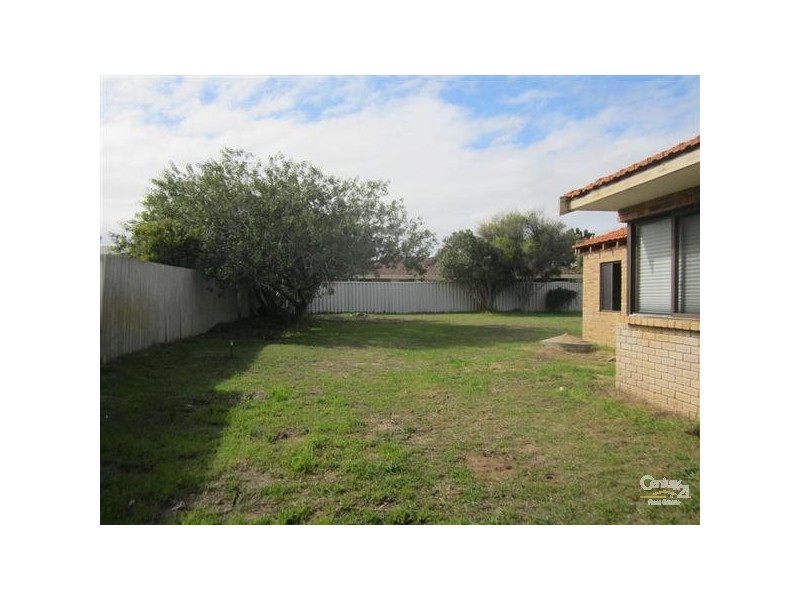 11 Costa Brava Place, Safety Bay WA 6169