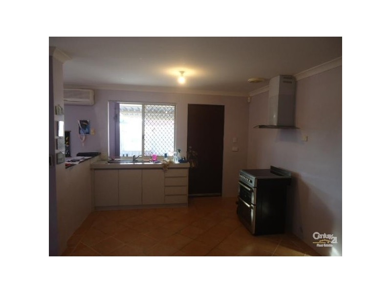 7 Dory Way, Warnbro WA 6169