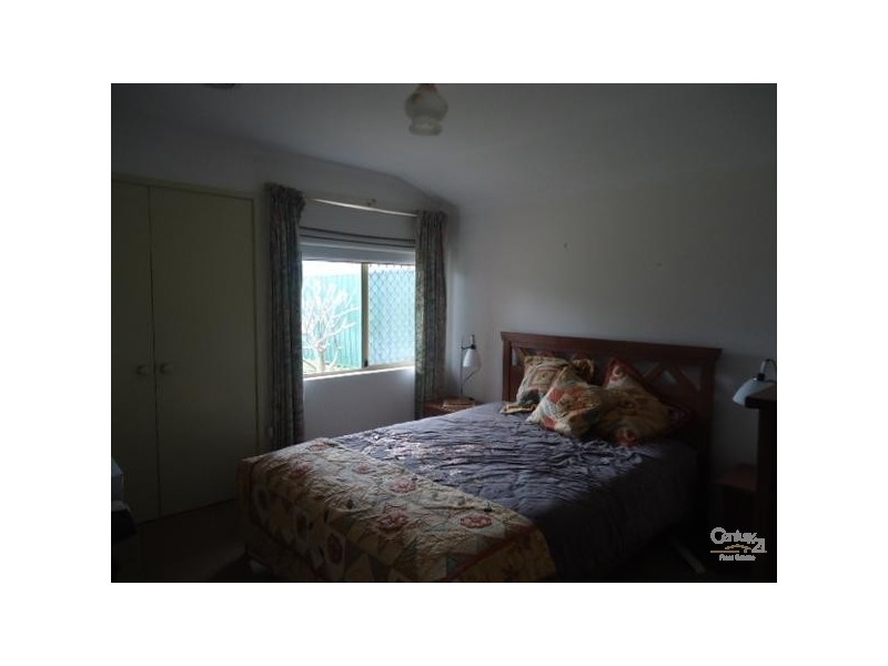 13 Java Place, Waikiki WA 6169