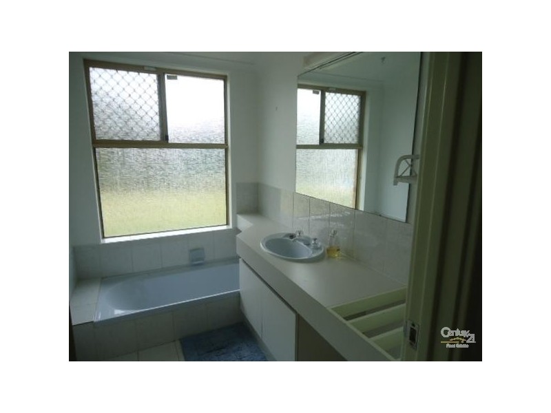 13 Java Place, Waikiki WA 6169