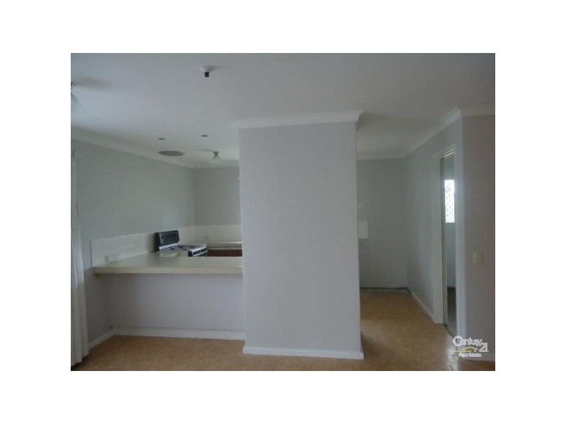 19 Varley Crescent, Cooloongup WA 6168