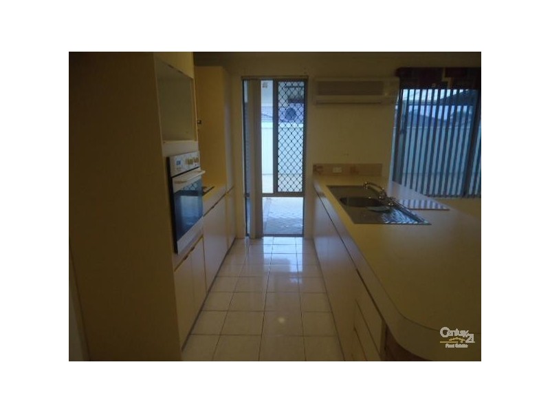 5 Shell Close, Cooloongup WA 6168