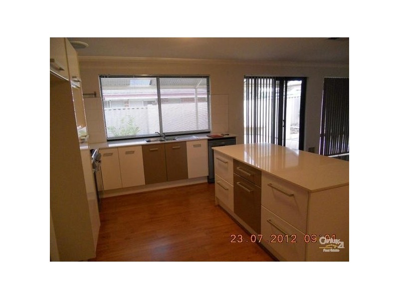 48 Grand Ocean Boulevard, Port Kennedy WA 6172