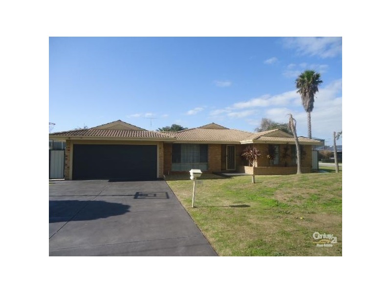 24 Welch way, Warnbro WA 6169