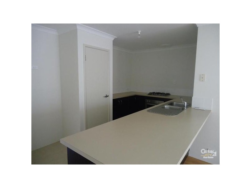 6/1 Cottonwood Drive, Baldivis WA 6171