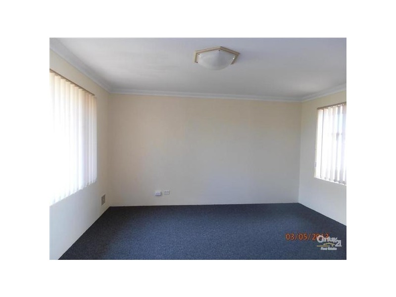 27 St Andrews Loop, Cooloongup WA 6168