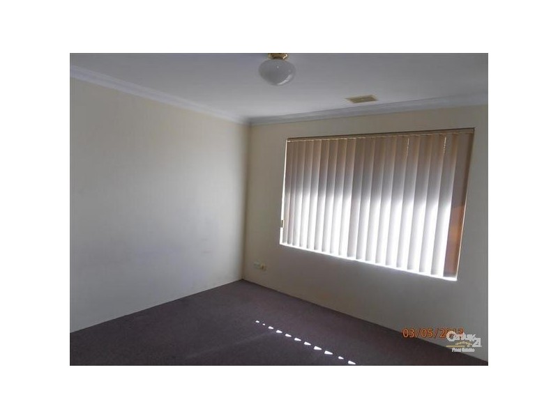 27 St Andrews Loop, Cooloongup WA 6168