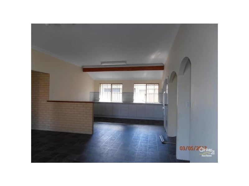 27 St Andrews Loop, Cooloongup WA 6168