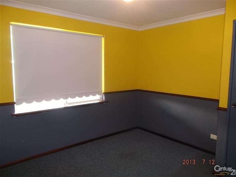 6 Rochefort Retreat, Port Kennedy WA 6172