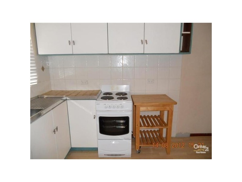 25/4 Minchinson Street, Shoalwater WA 6169